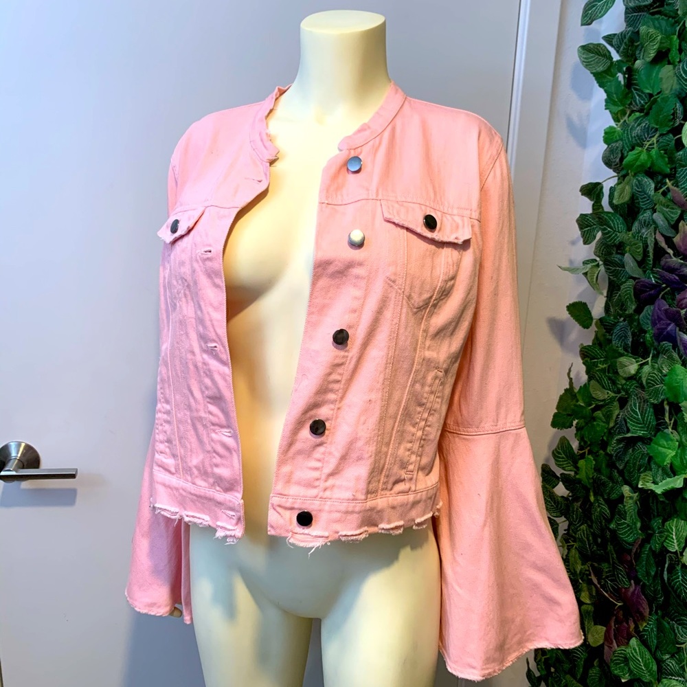PINK JEAN Jacket ripped in back flare arms